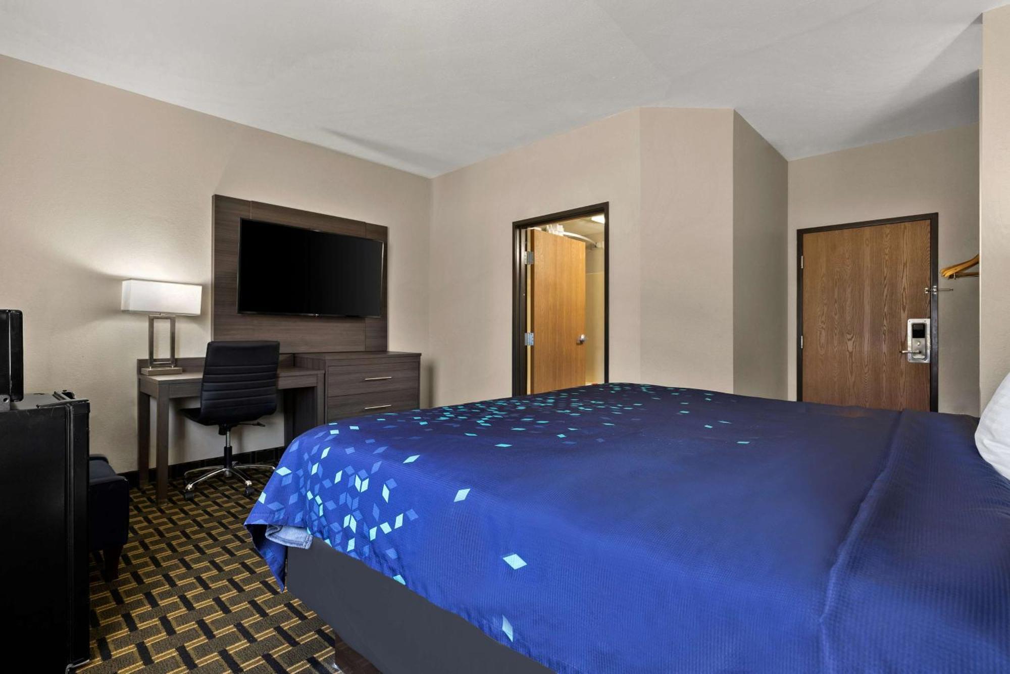 Surestay Plus Hotel By Best Western Tulsa East Εξωτερικό φωτογραφία